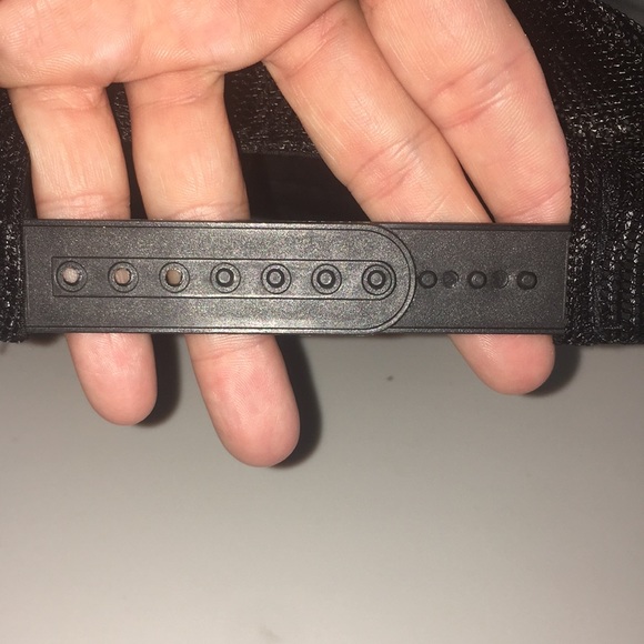 Bass Pro Shops cap - Picture 6 of 6